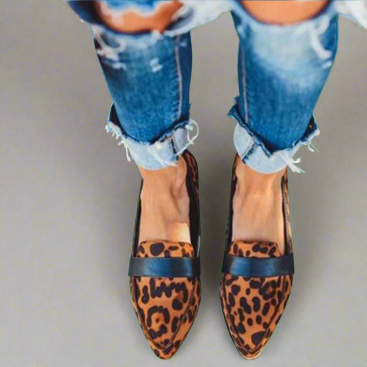 Selma | Women's Cushioned Buckle Elegant Loafers in Premium Material