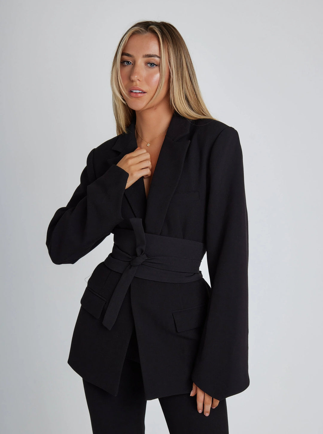 Vivian | Women's Luxe Chic Blazer