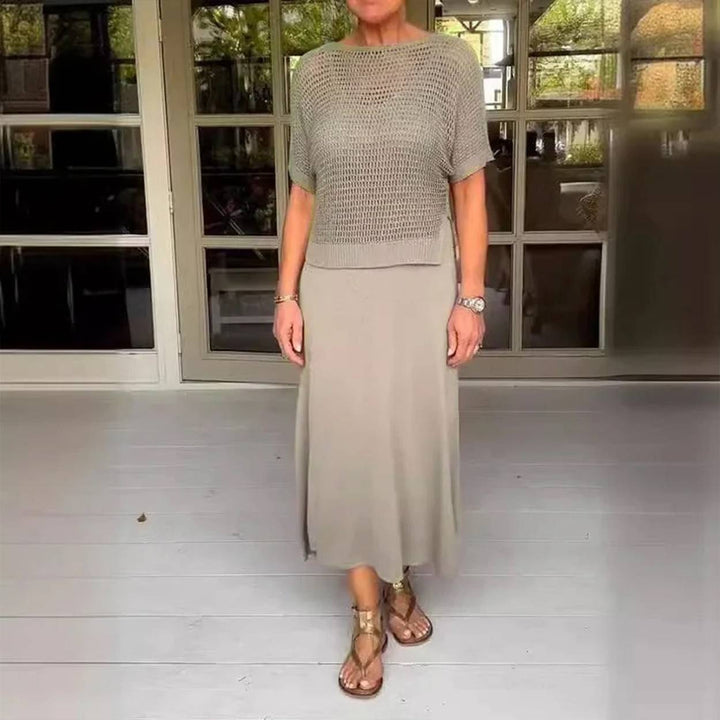 Alma | Women's Timeless 2-Piece Set with Short Sleeve
