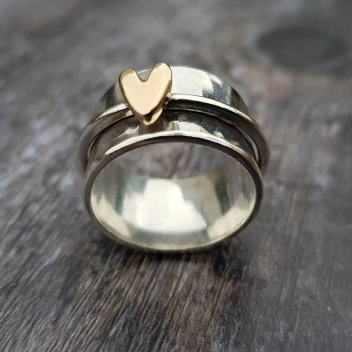 Mireia | Silver Ring with Golden Heart