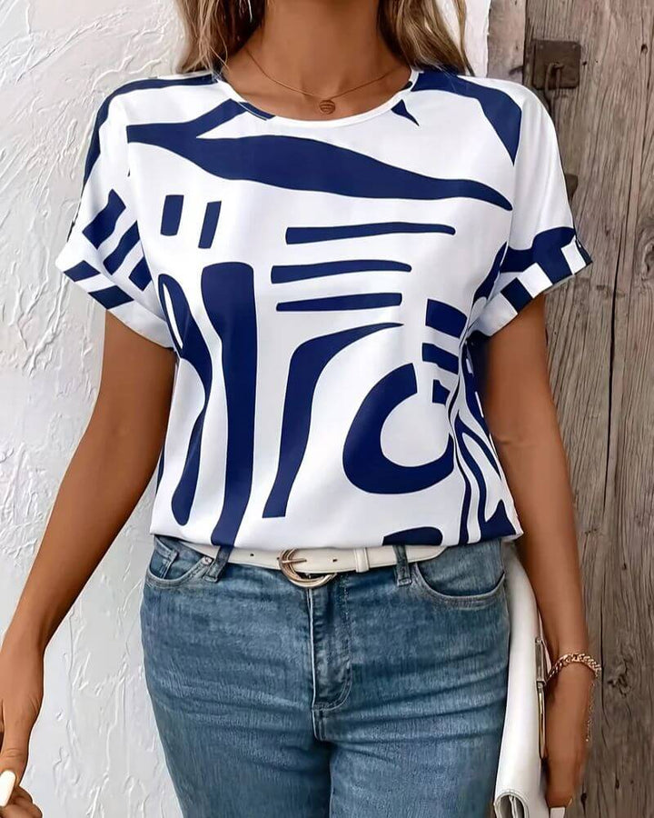 Carina | Women's Longline Chic Summer Blouse for a Trendy Look