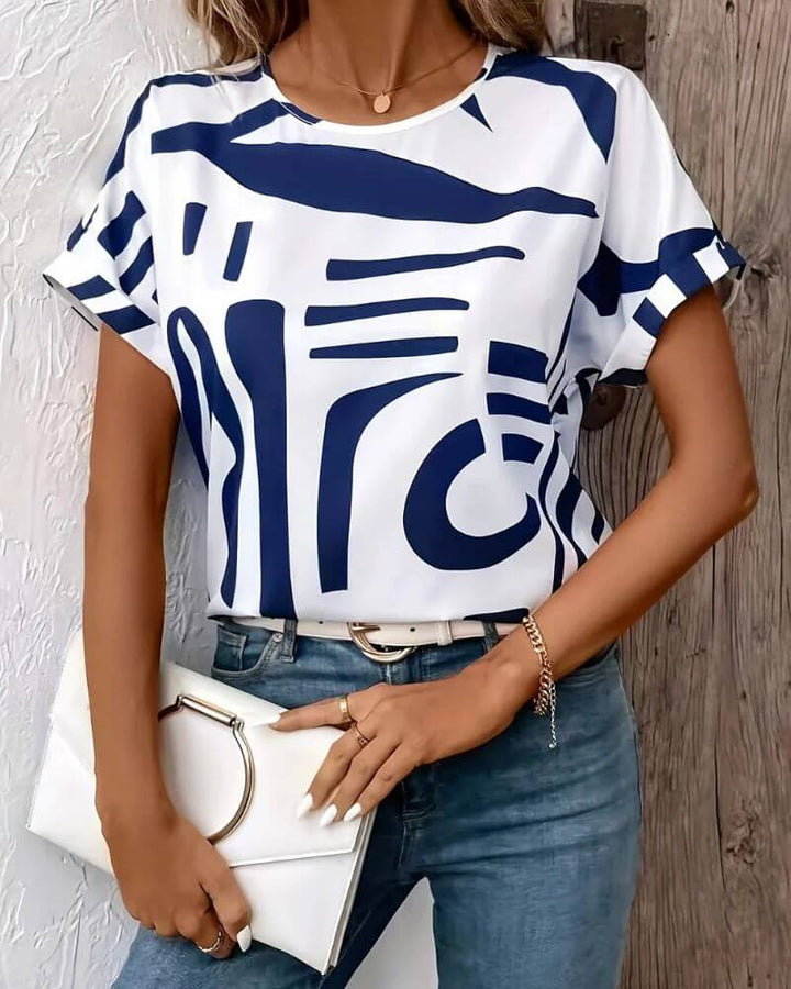 Carina | Women's Longline Chic Summer Blouse for a Trendy Look