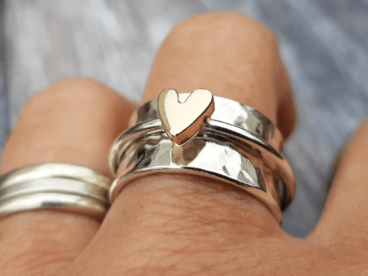 Mireia | Silver Ring with Golden Heart