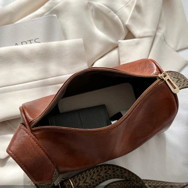 Bergfrid | Stylish shoulder bag with modern strap