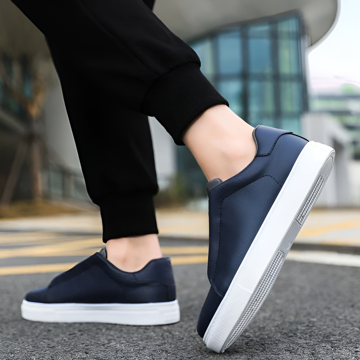 Bernardo | Men's Cushioned Lace-Up Trendy Trainers