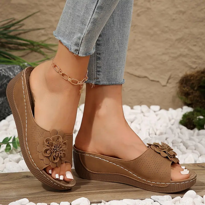 Belle | Women's Cushioned Open-Toe Floral Orthopedic Sandals with Arch Support