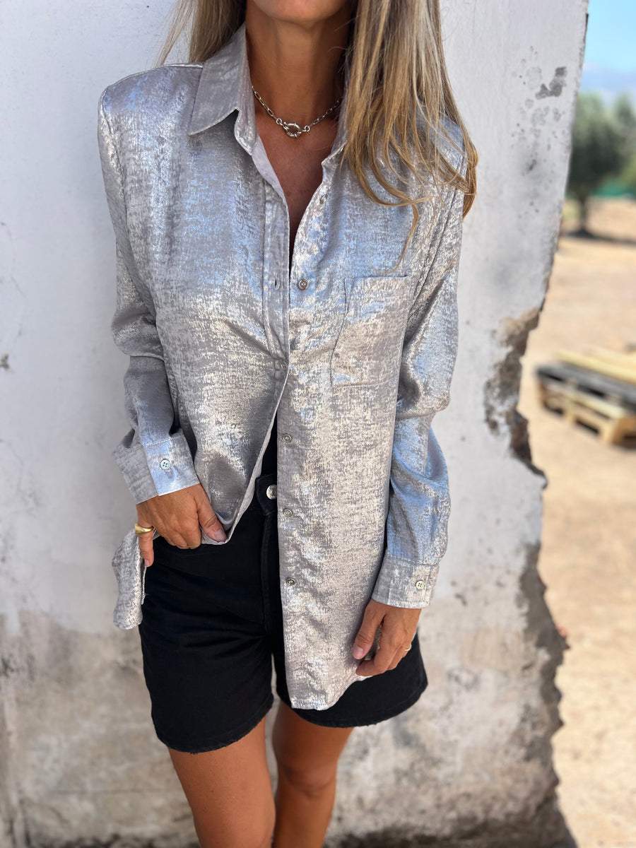 Zella | Women's Longline Relaxed Chic Shimmer Shirt