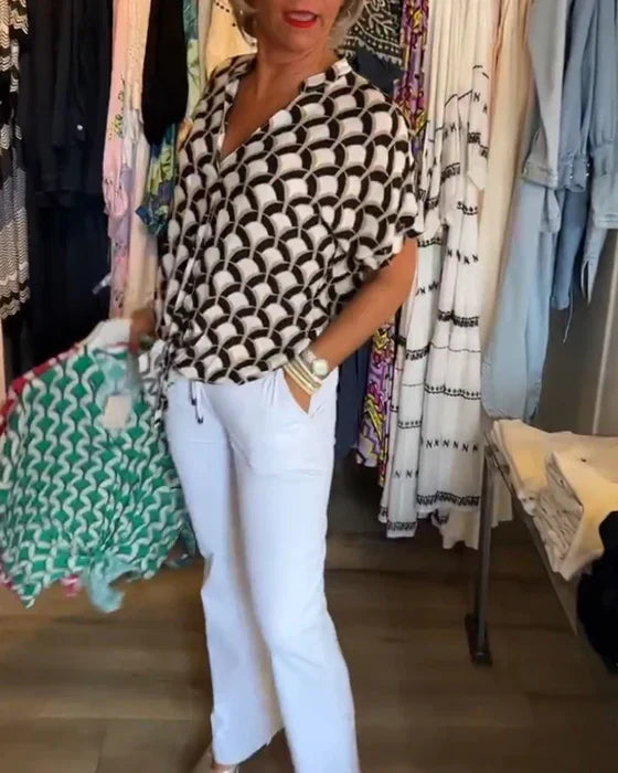 Bella | Women's Casual Top with Print and V-Neck